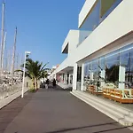 Lanzarote Pirat Ботель