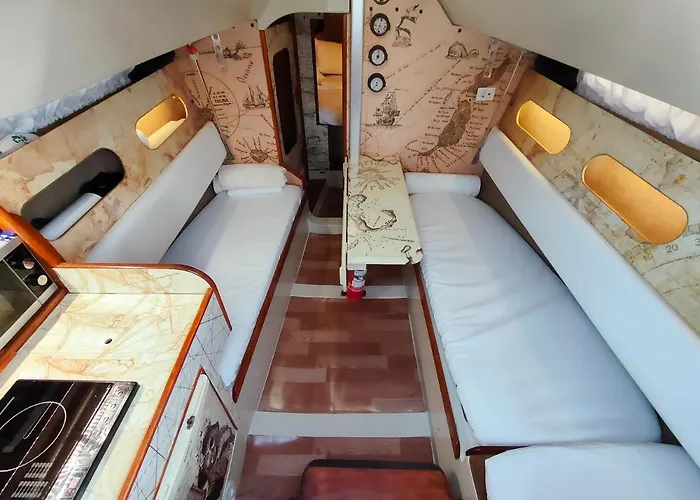 Lanzarote Pirat 船上ホテル アレシフェ